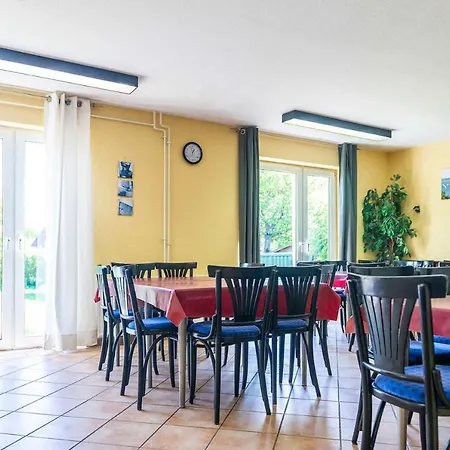 Hotel NoHotel - Lampes Piraten Koje *